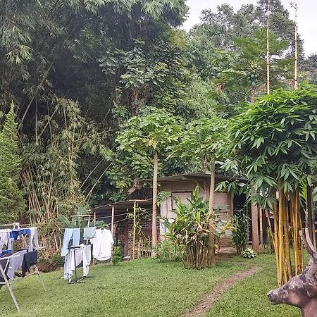 Homestay Triniti Lembang Exterior foto